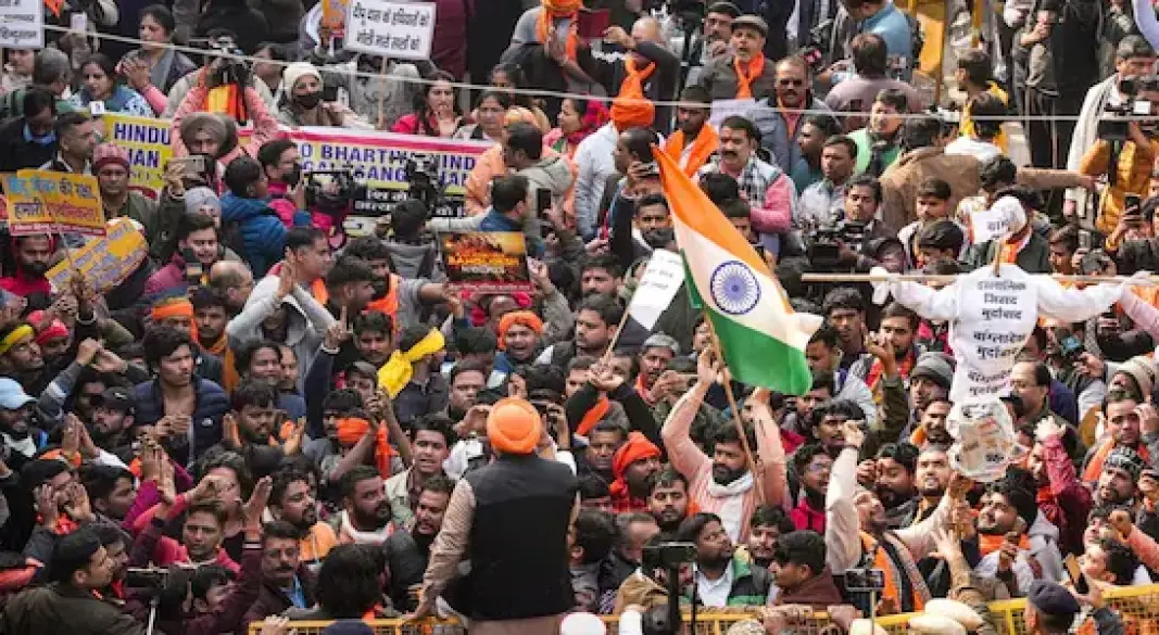 बांग्लादेशी हिंदू युवक की हत्या का भारत में विरोध