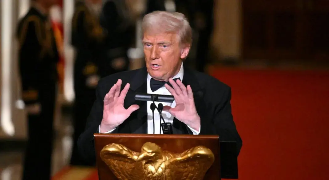 ट्रम्प ने सालभर में ₹18 हजार करोड़ चंदा लिया