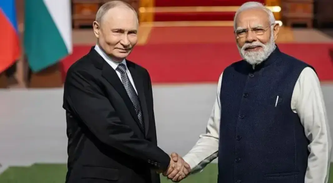 रूस 4 महीने तक पेट्रोल नहीं बेचेगा