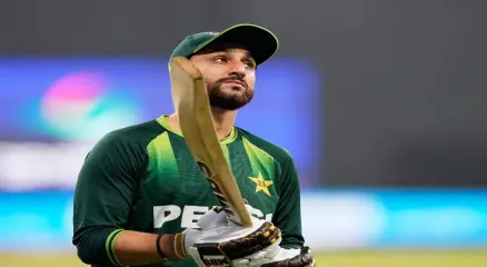 पाकिस्तान क्रिकेट बोर्ड सलमान को कप्तानी से हटा सकता है